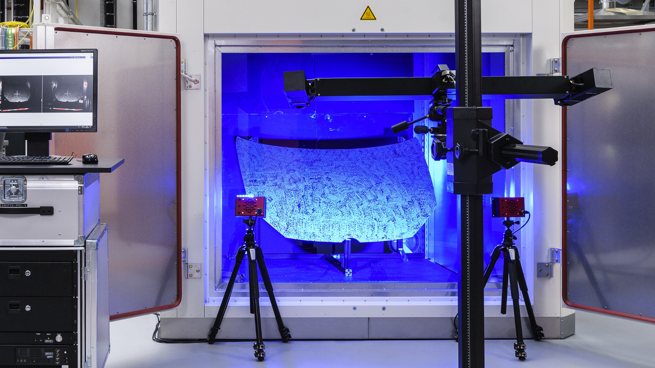 Misurazione di qualsiasi materiale, dalla schiuma e dalla pellicola alle strutture in calcestruzzo