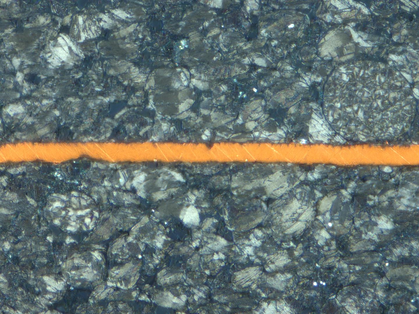 Immagine di un’analisi dello spessore del rivestimento.