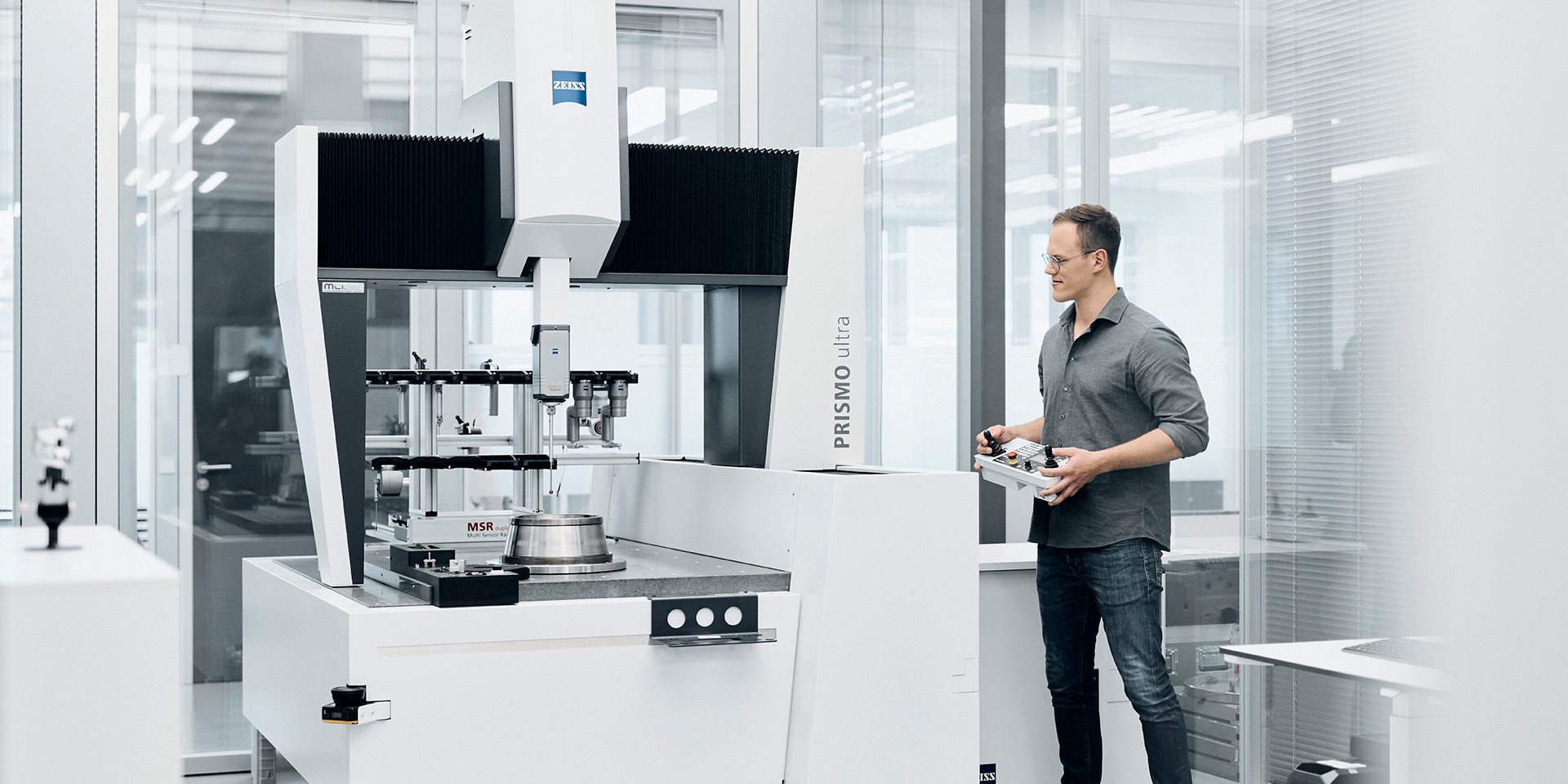 Con ZEISS PRISMO ultra inizia una nuova era