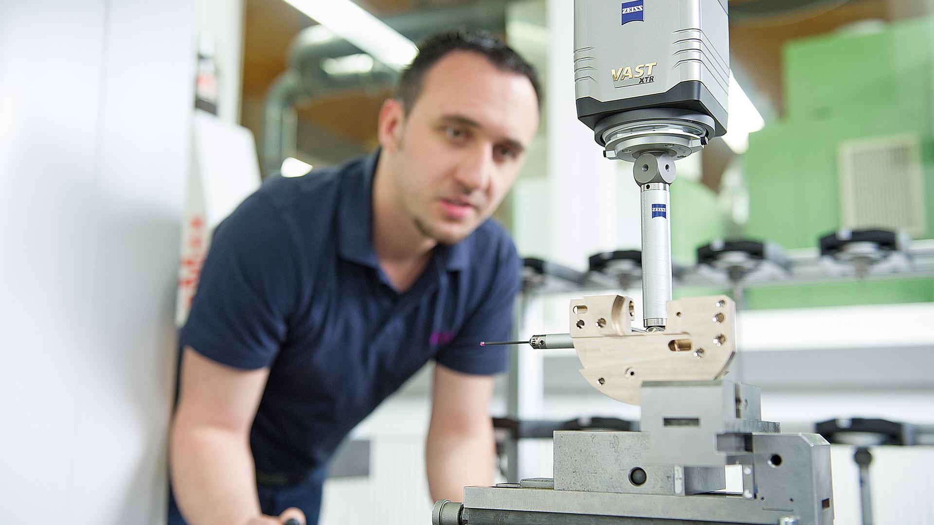 ZEISS VAST XTR gold - Sistema tastatore con asse rotante integrato