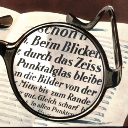 Un&apos;immagine di un vecchio annuncio per le lenti ZEISS Punktal che mostra la visione nitida nell&apos;intera lente. Era rivoluzionario nel 1912. 