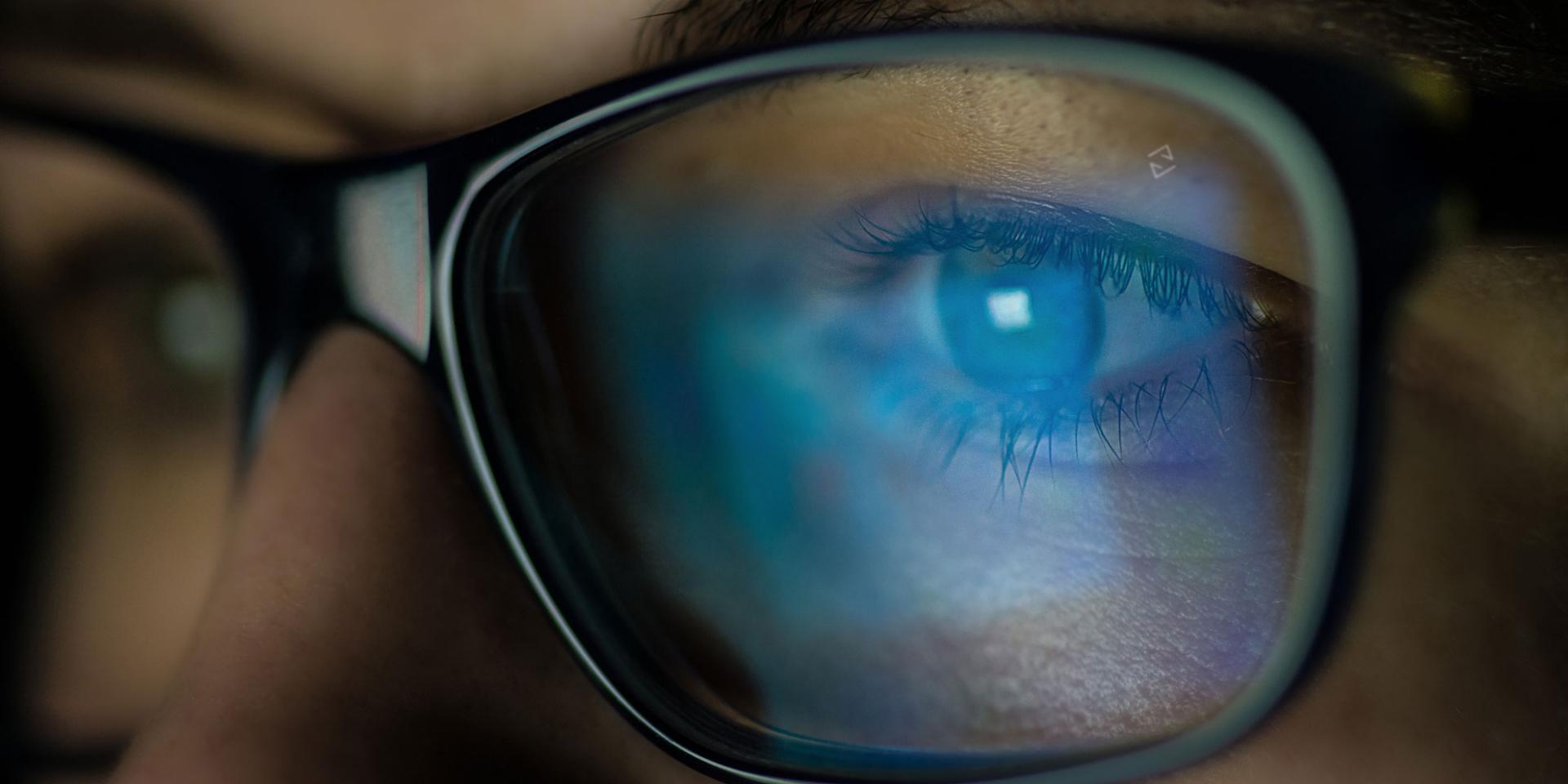 Leggere al buio rovina la vista ZEISS Vision Care