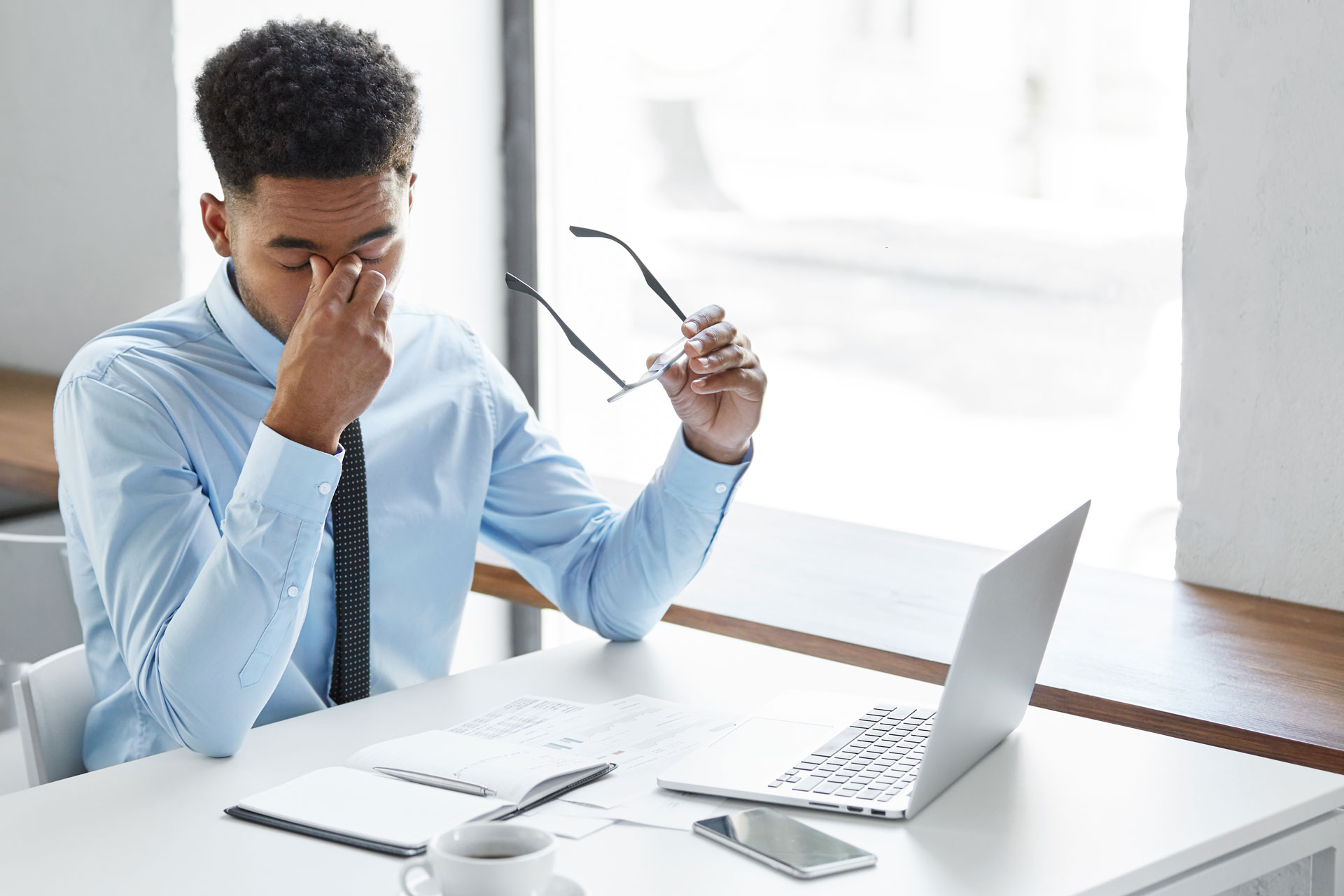 Secchezza oculare cosa fare quando gli occhi bruciano e causano prurito?