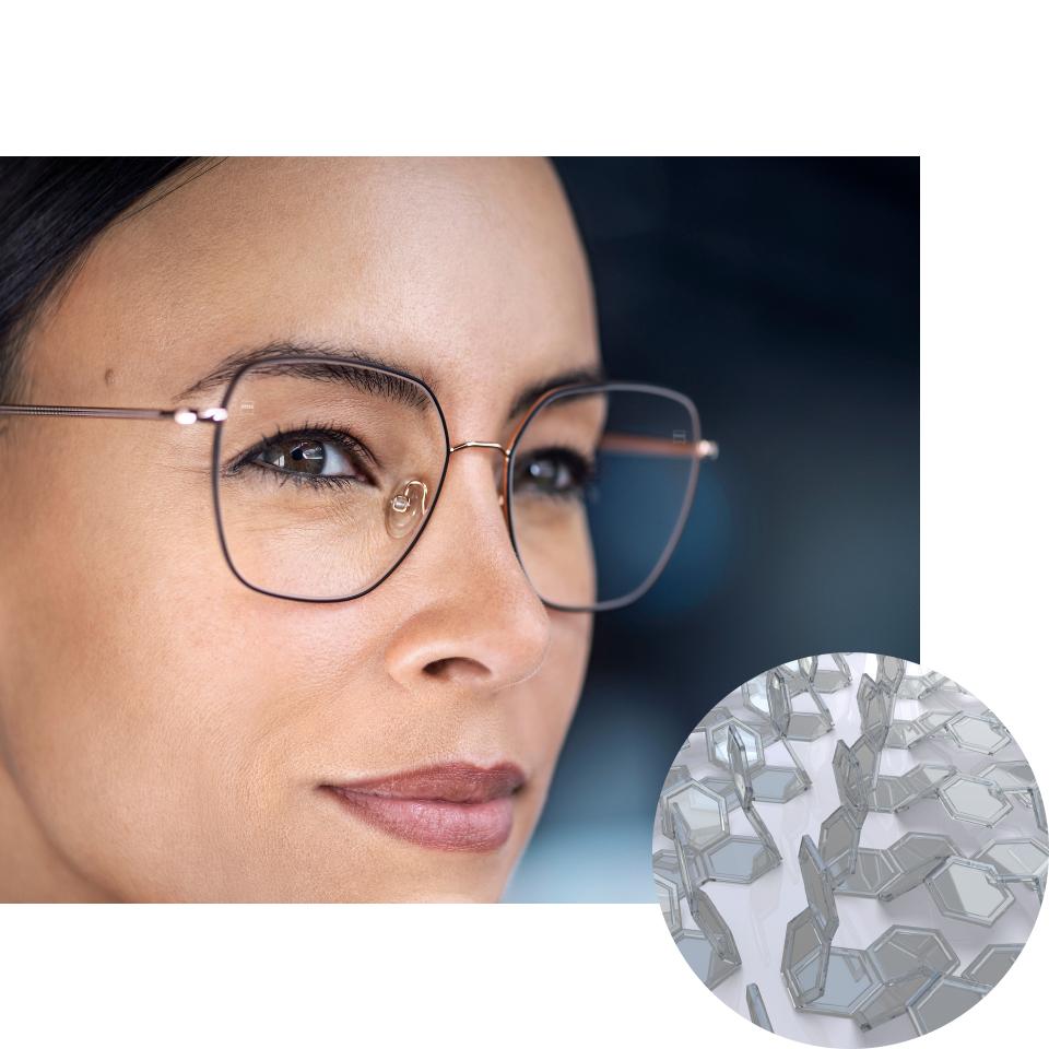 Donne che indossano occhiali con lenti ZEISS PhotoFusion X nello stato chiaro, con una visualizzazione dei pigmenti coloranti ripiegati. 